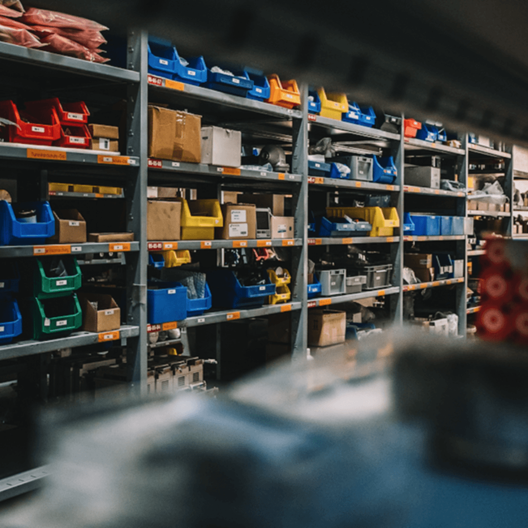 Cálculo NOR y niveles Max-Min para optimización de inventario MRO